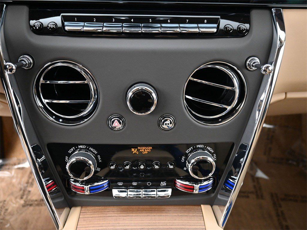 2026 Rolls-Royce Cullinan Base - Photo 20