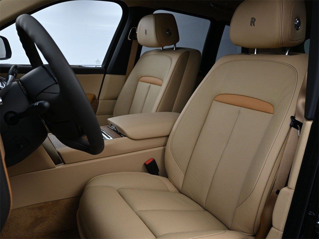 New 2026 Rolls-Royce Cullinan SUV