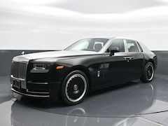 2027 Rolls-Royce Phantom Sedan