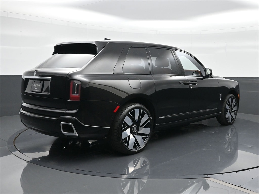 New 2026 Rolls-Royce Cullinan
