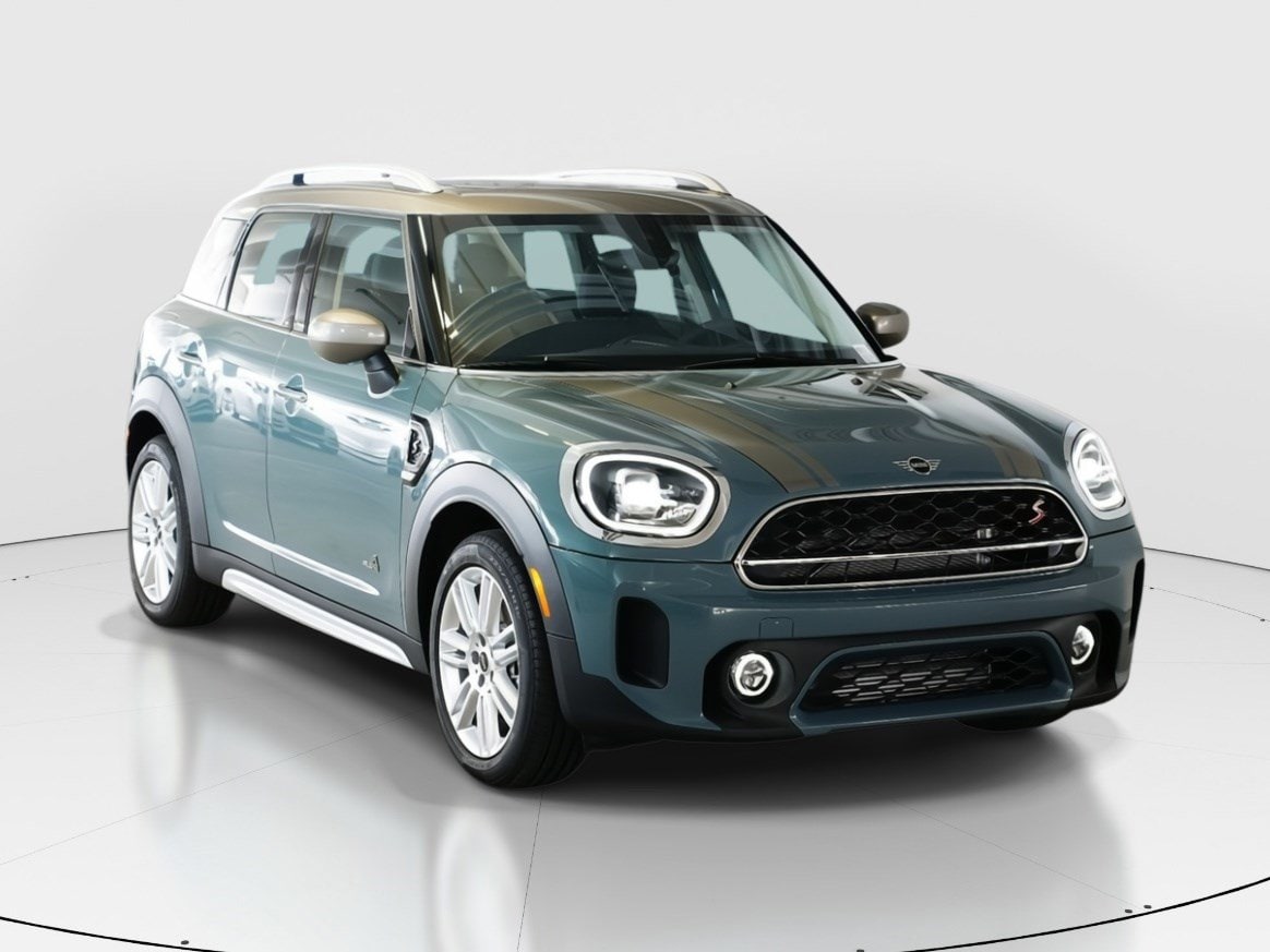 Used 2024 MINI Countryman S with VIN WMZ83BR05R3R51847 for sale in Miami, FL