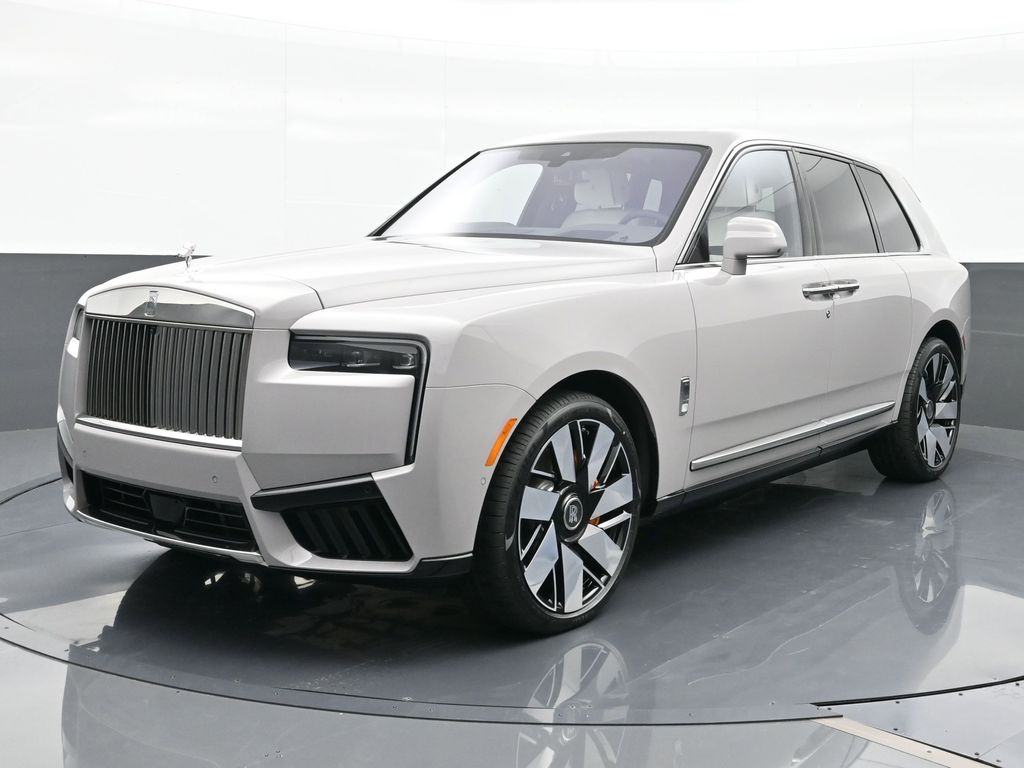 2025 Rolls-Royce Cullinan -'s photo