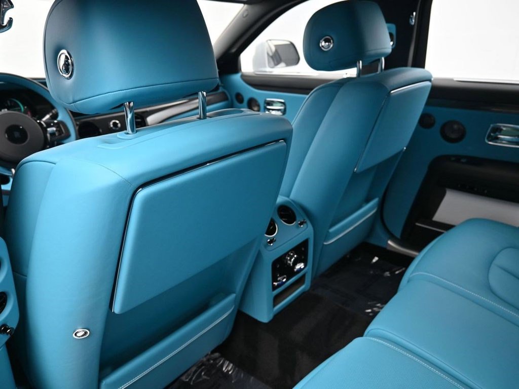 2026 Rolls-Royce Ghost Black Badge - Photo 12