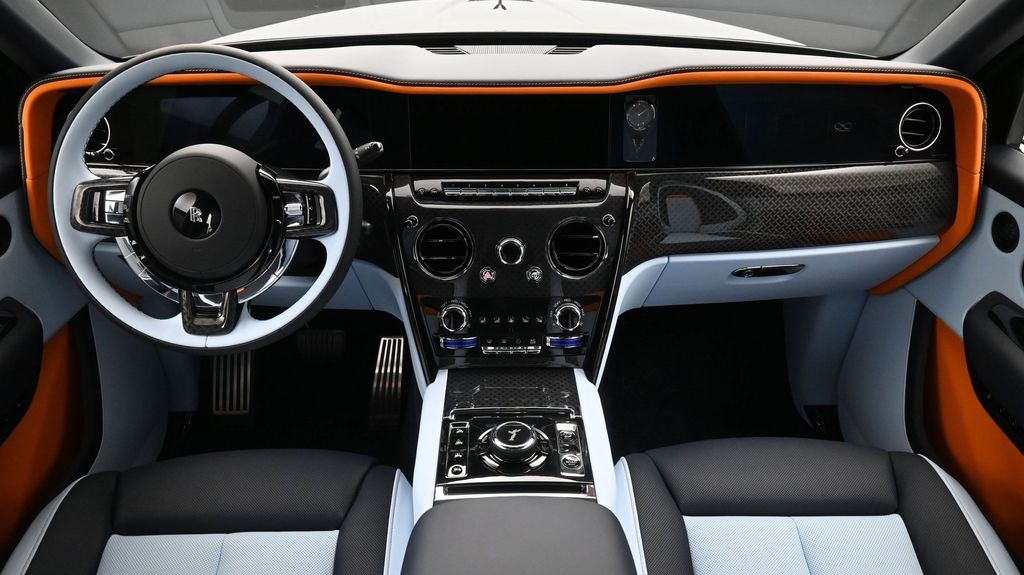 New 2026 Rolls-Royce Cullinan SUV