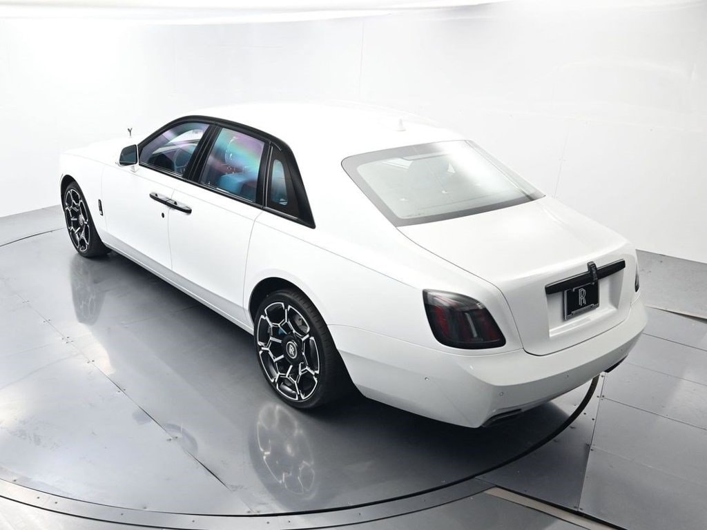2026 Rolls-Royce Ghost Black Badge - Photo 33