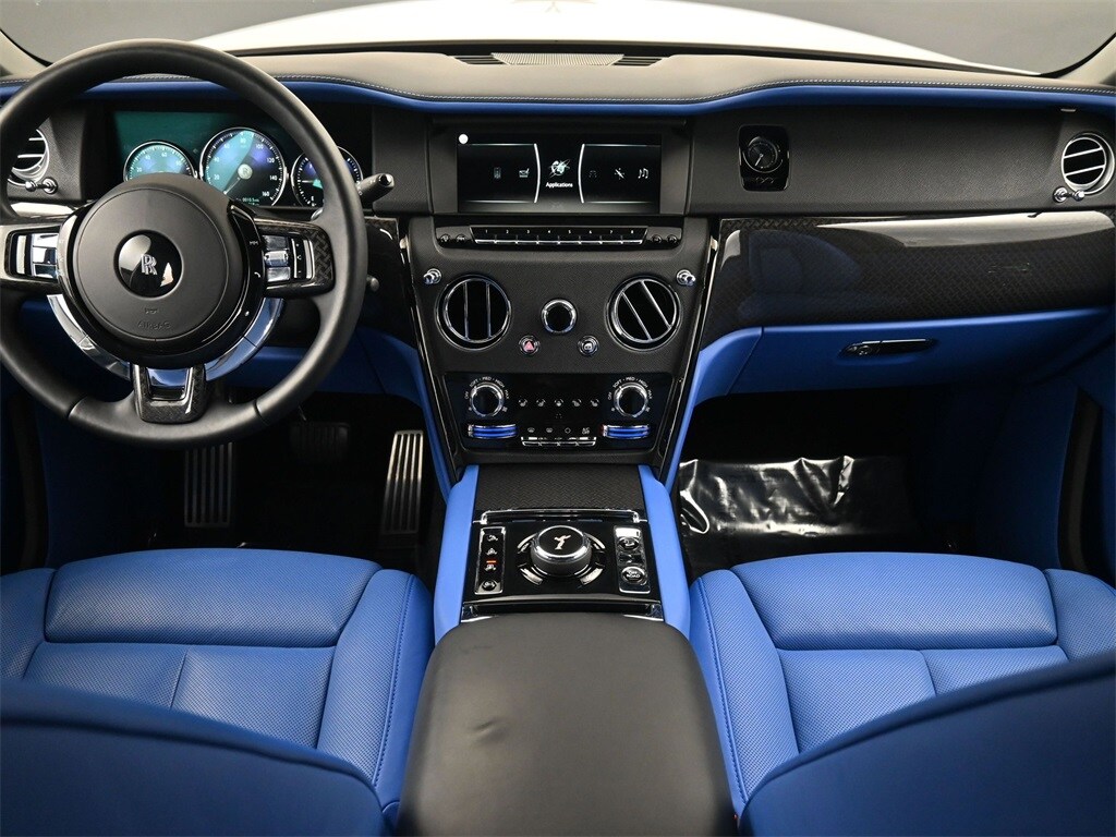 2024 Rolls Royce Cullinan Black Badge photo 4