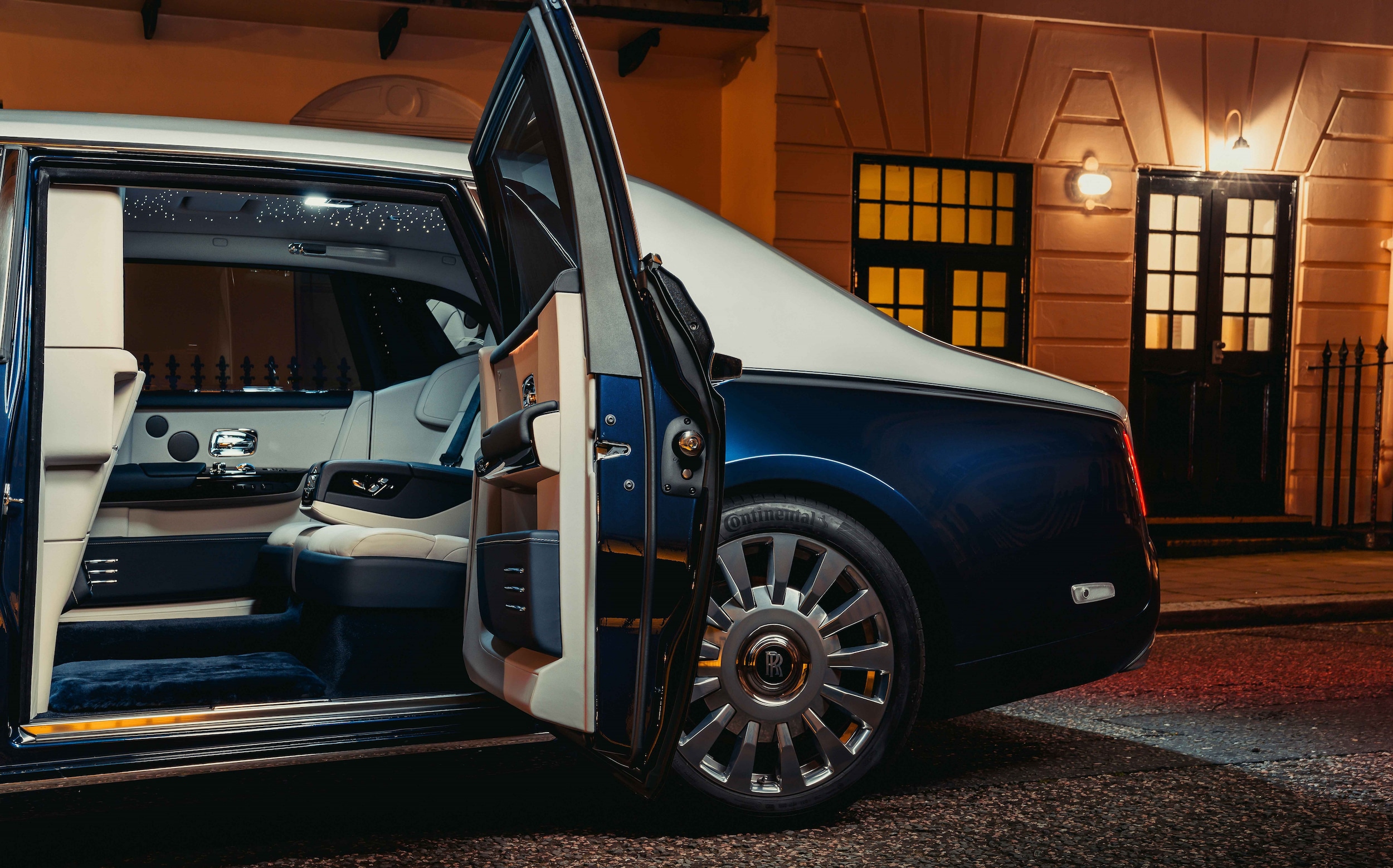 Rolls-Royce Phantom