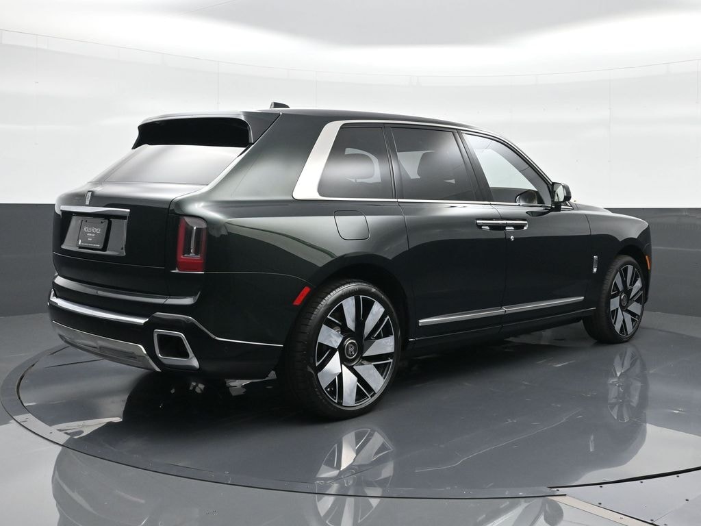New 2027 Rolls-Royce Cullinan SUV