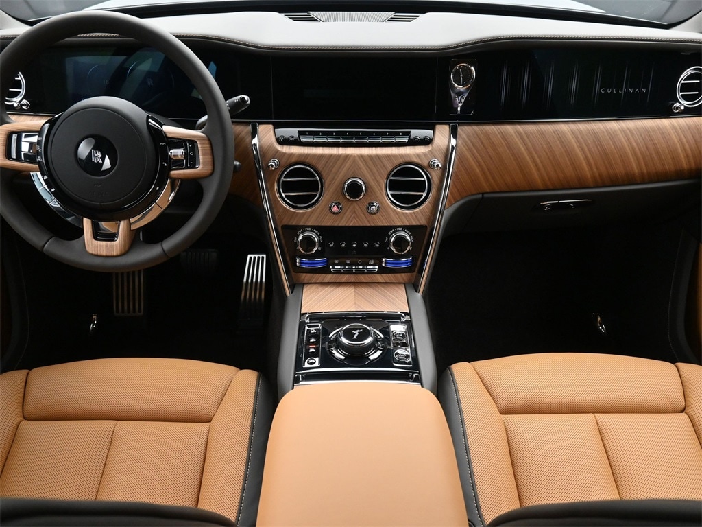 New 2026 Rolls-Royce Cullinan