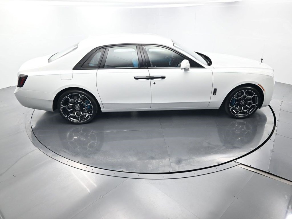 2026 Rolls-Royce Ghost Black Badge - Photo 37