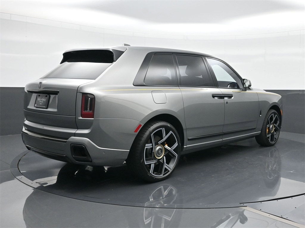 New 2026 Rolls-Royce Cullinan SUV