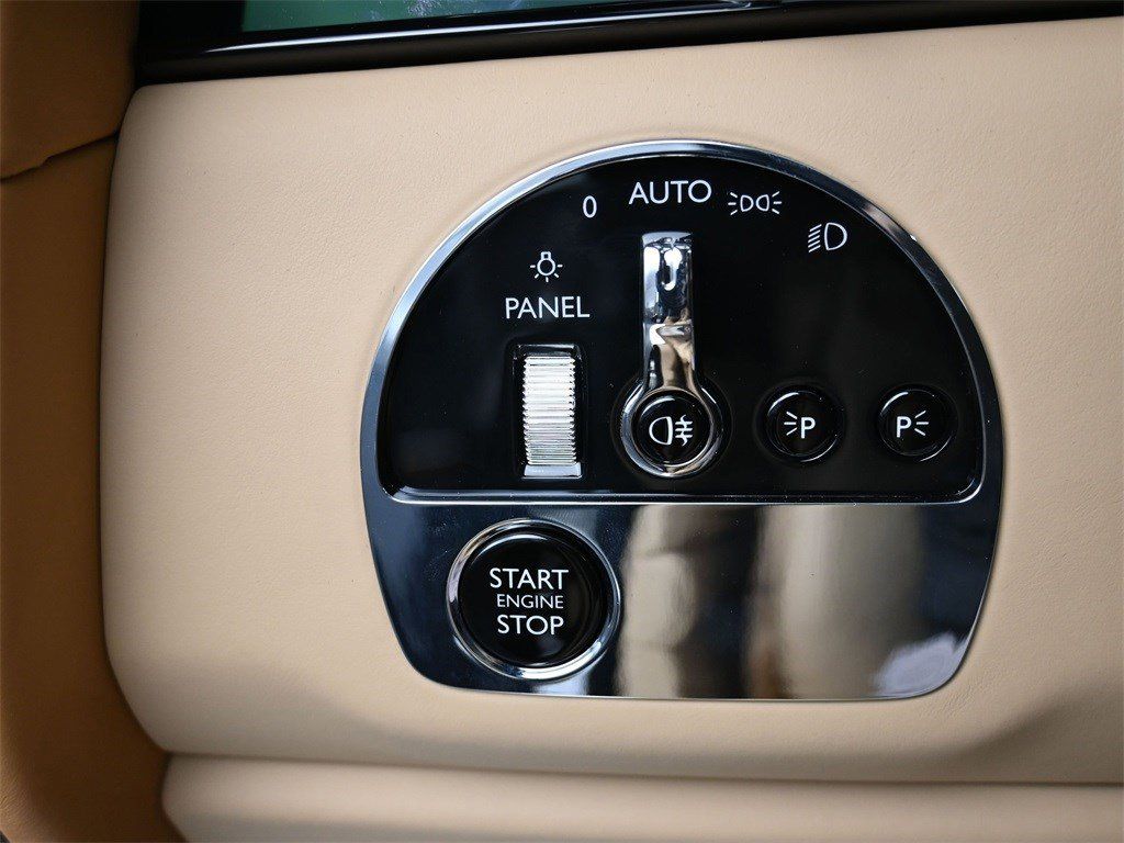 2026 Rolls-Royce Cullinan Base - Photo 23