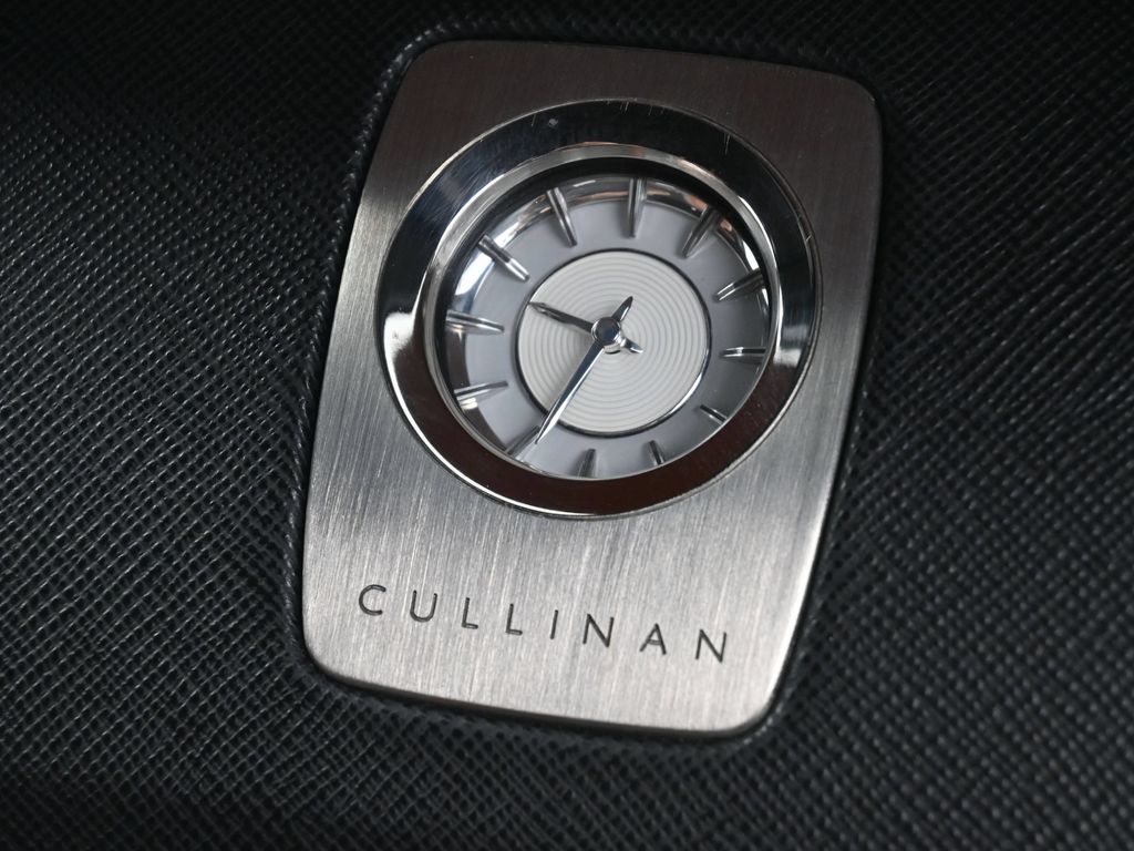 2022 Rolls-Royce Cullinan Base - Photo 14