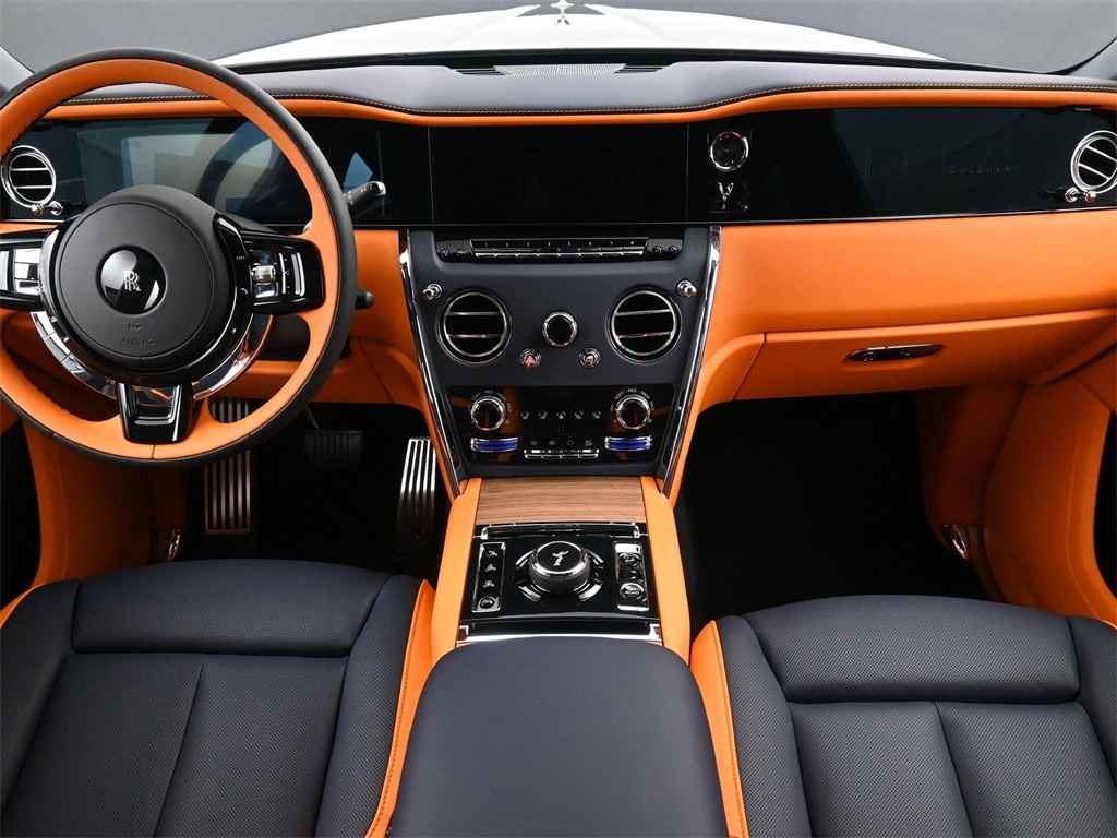 New 2026 Rolls-Royce Cullinan