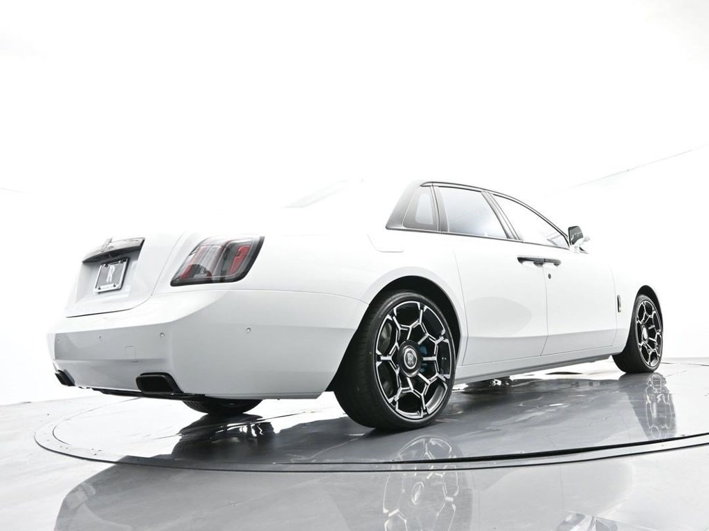 2026 Rolls-Royce Ghost Black Badge - Photo 46