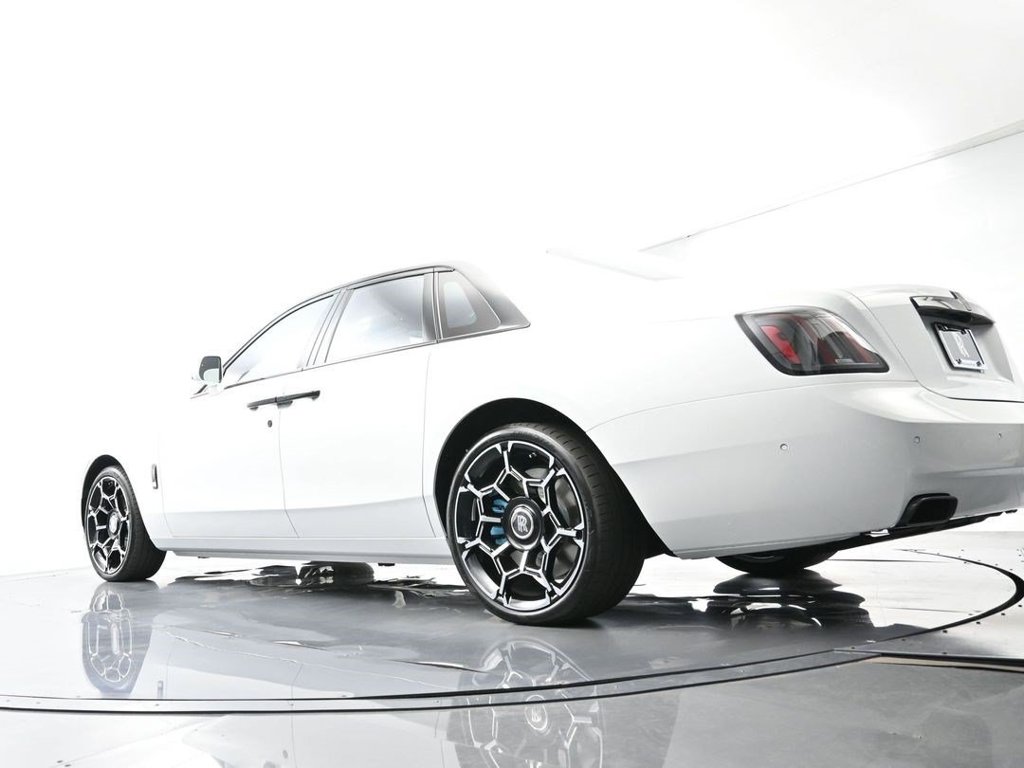 2026 Rolls-Royce Ghost Black Badge - Photo 42