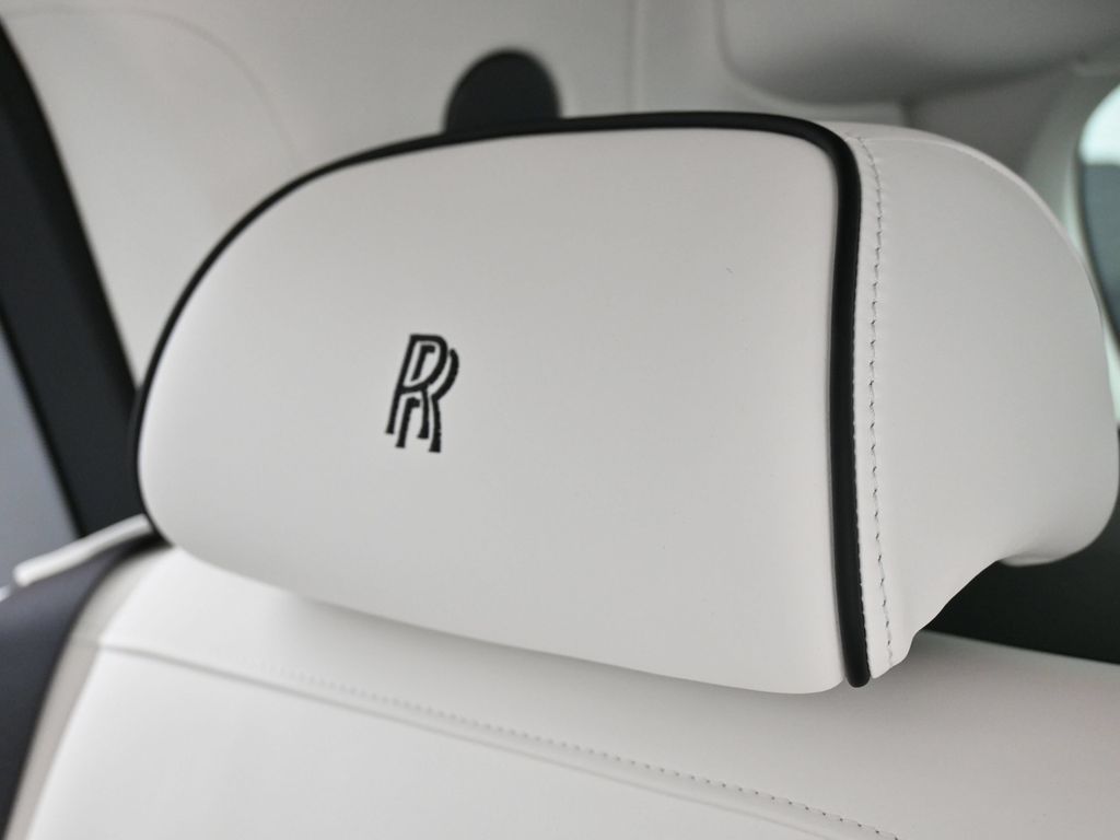 2026 Rolls-Royce Cullinan Base - Photo 20