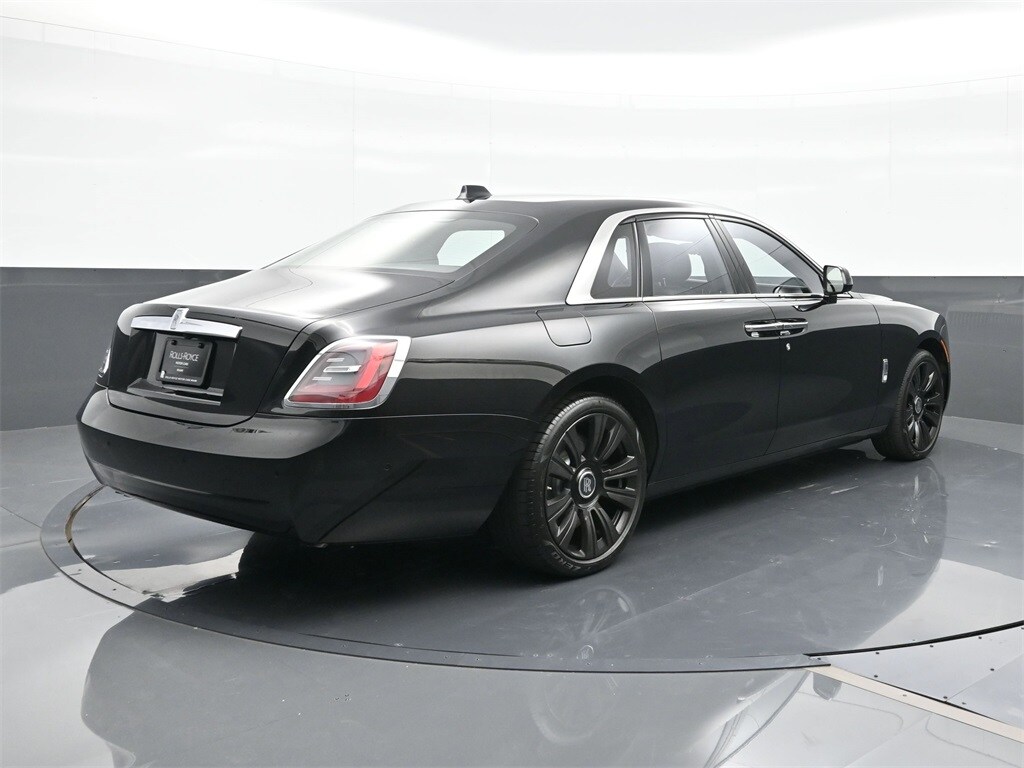 2024 Rolls Royce Ghost RR photo 2