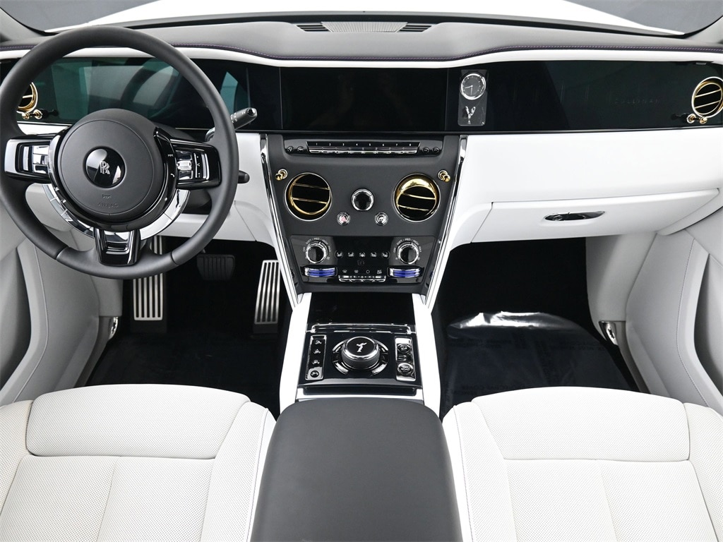 New 2025 Rolls-Royce Cullinan SUV