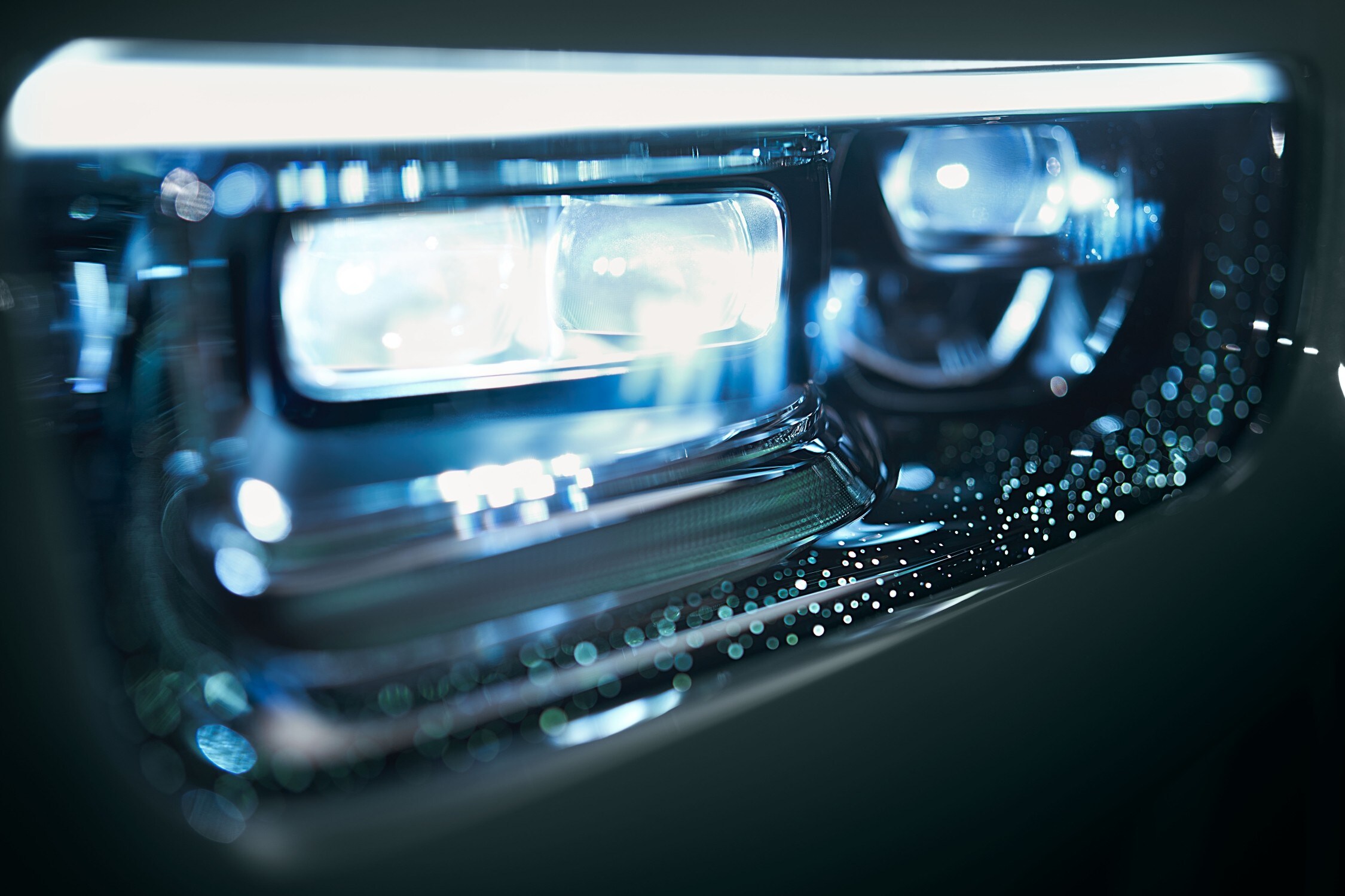 P90475597_lowRes_rolls-royce-phantom-.jpg