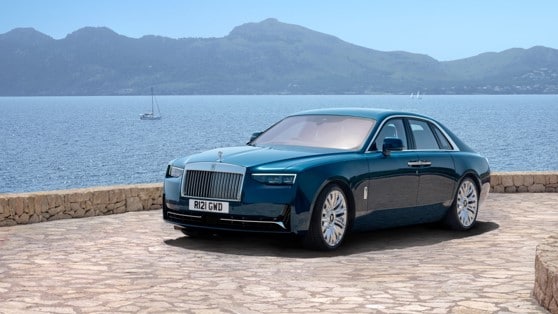 Rolls-Royce%20Ghost%20Series%20II%20Performance.jpg