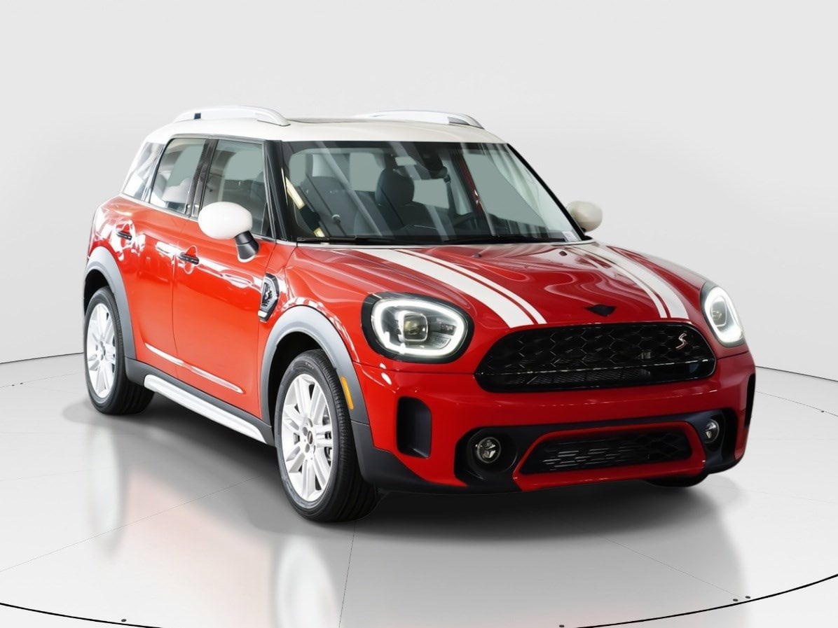 Used 2024 MINI Countryman S with VIN WMZ53BR09R3R60201 for sale in Miami, FL