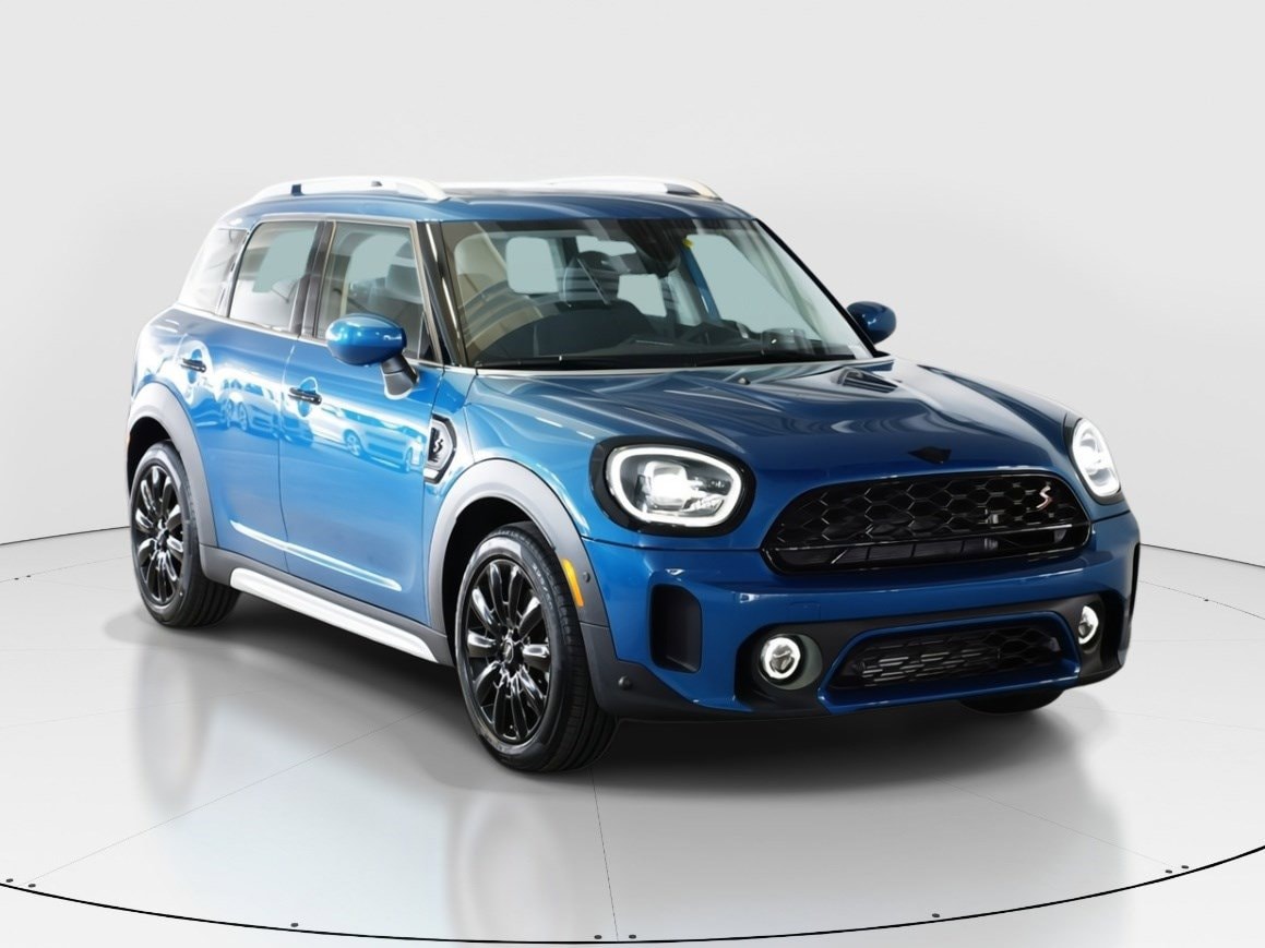 Used 2024 MINI Countryman S with VIN WMZ53BR01R3R36412 for sale in Miami, FL