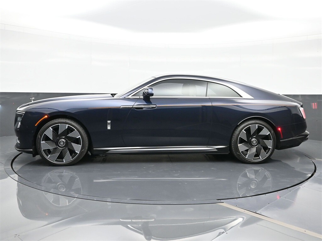 2025 Rolls Royce Spectre photo 3