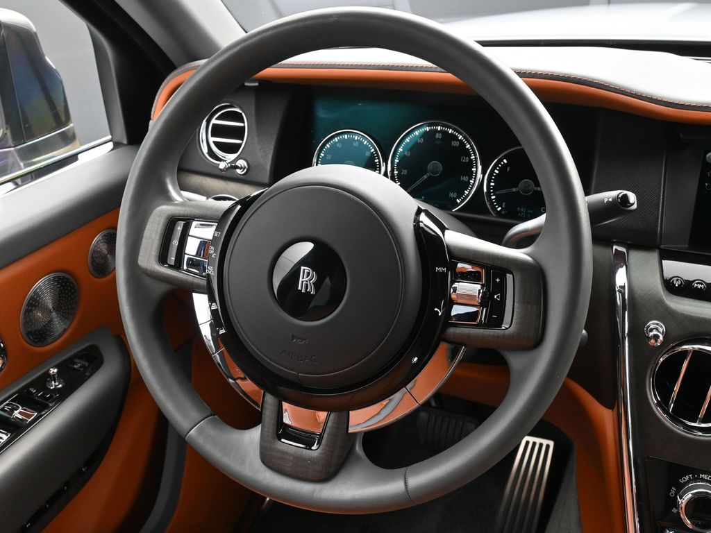 2022 Rolls-Royce Cullinan Base - Photo 17