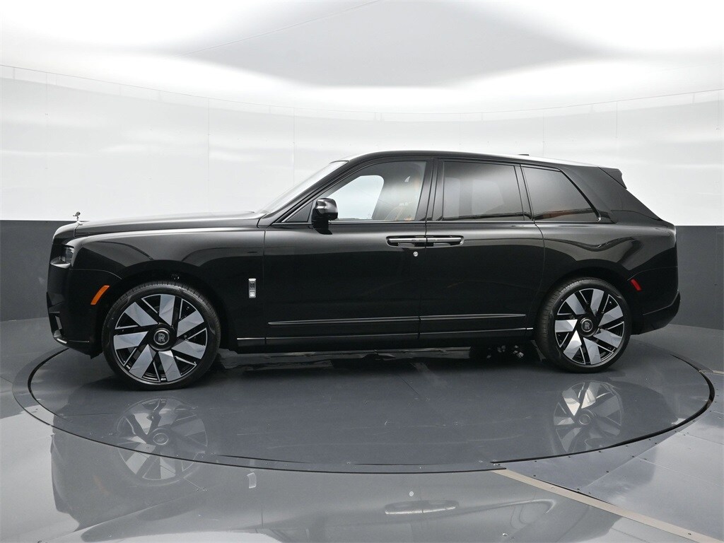 New 2026 Rolls-Royce Cullinan