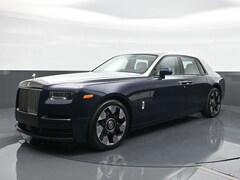 2027 Rolls-Royce Phantom Sedan