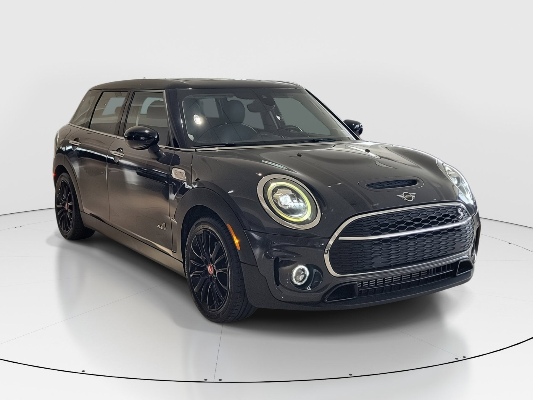 Used 2020 MINI Clubman S with VIN WMWXJ1C05L2M16841 for sale in Miami, FL