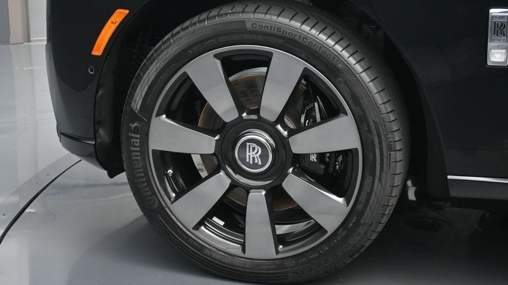2026 Rolls-Royce Cullinan Base - Photo 12