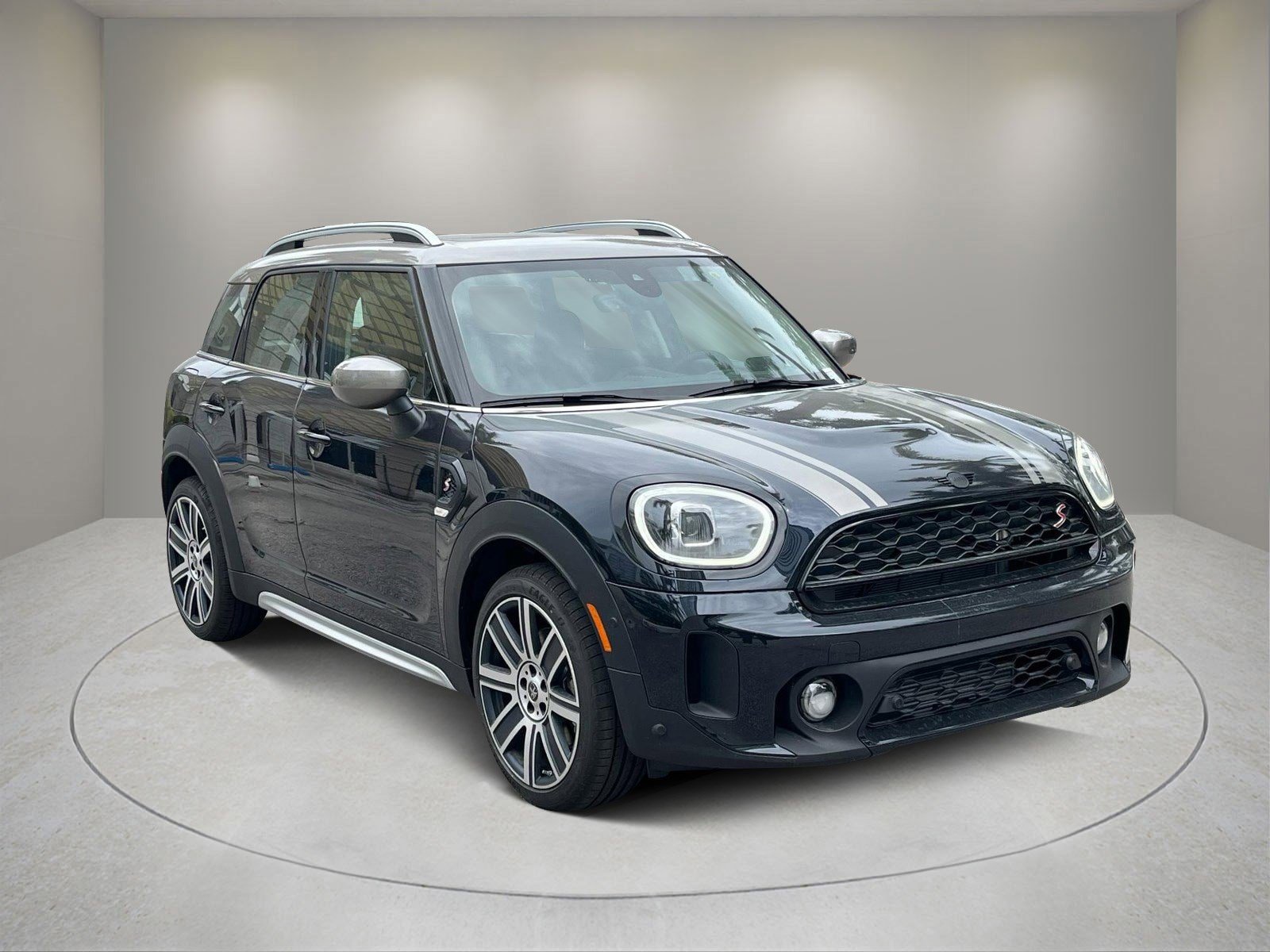 Used 2024 MINI Countryman S with VIN WMZ53BR07R3S12742 for sale in Miami, FL