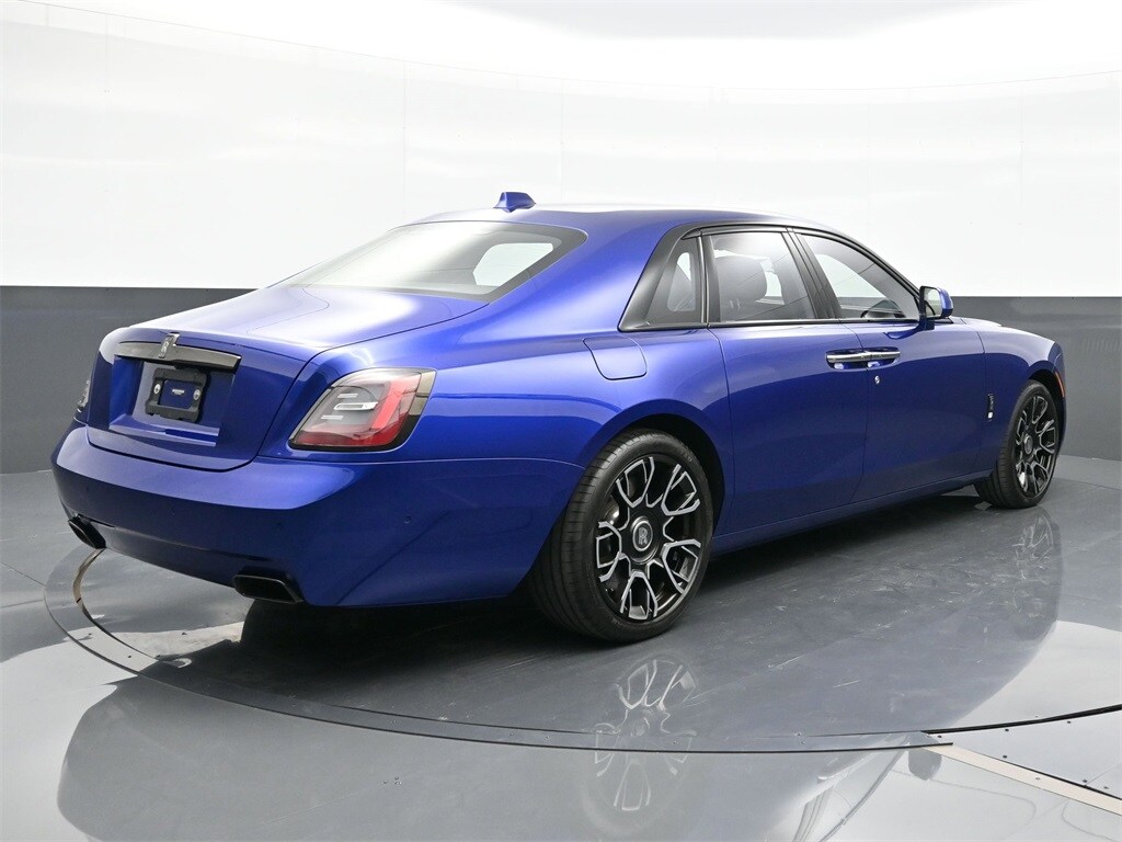 2024 Rolls Royce Ghost Black Badge photo 2