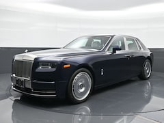 2027 Rolls-Royce Phantom Sedan