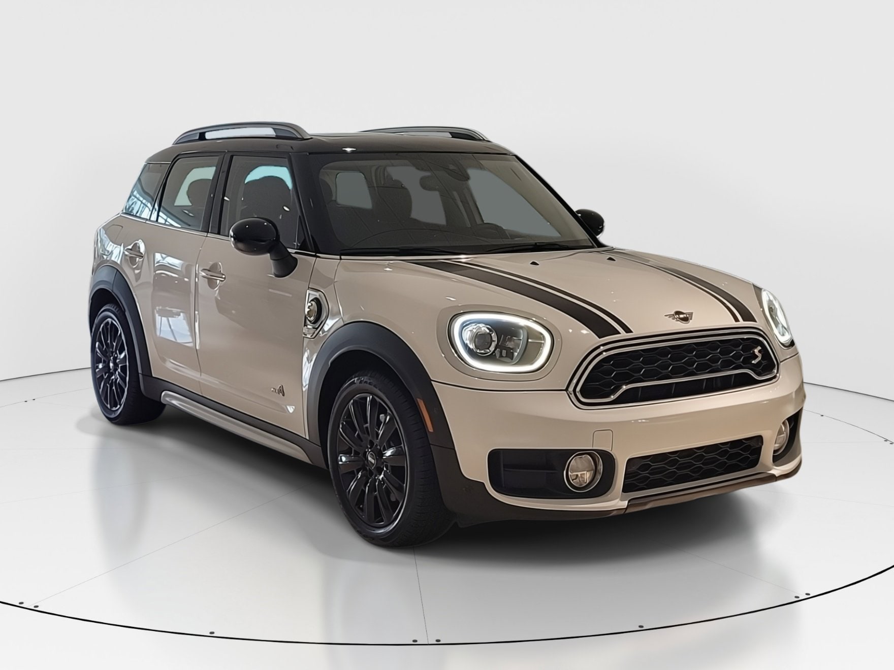 Used 2019 MINI Countryman S E PHEV with VIN WMZYU7C50K3F93287 for sale in Miami, FL