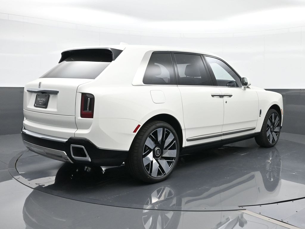 New 2026 Rolls-Royce Cullinan SUV