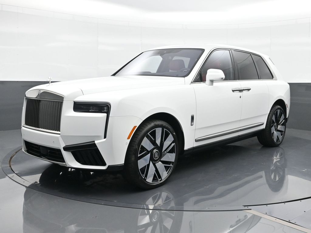 2027 Rolls-Royce Cullinan -'s photo