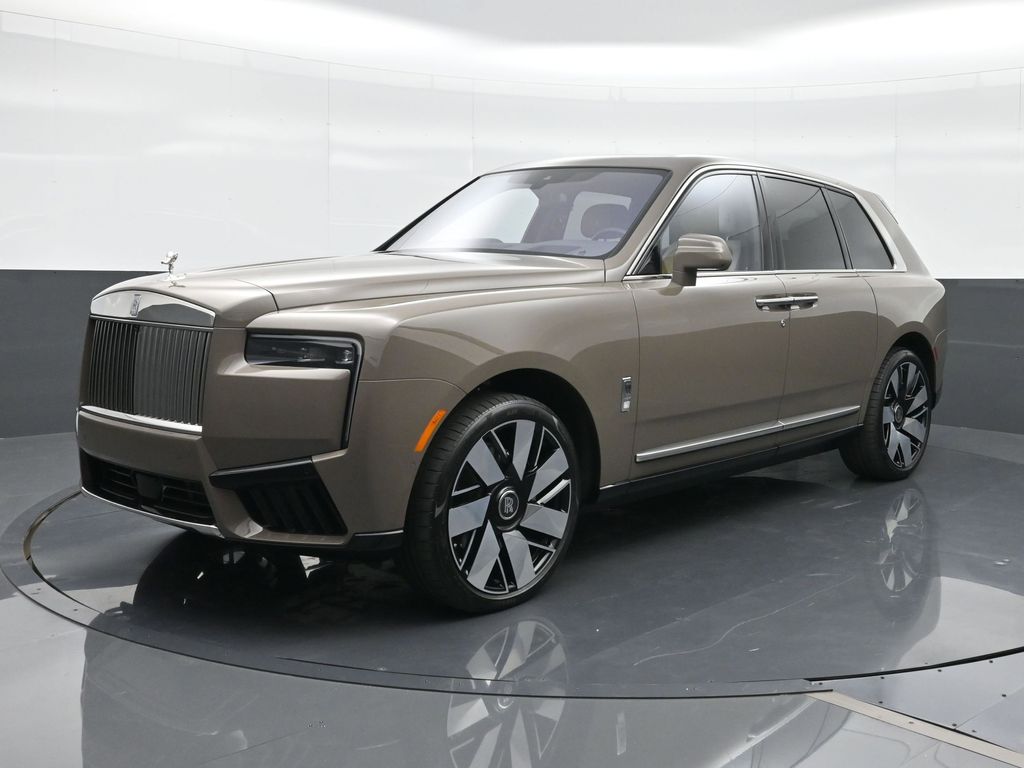 2025 Rolls-Royce Cullinan -'s photo