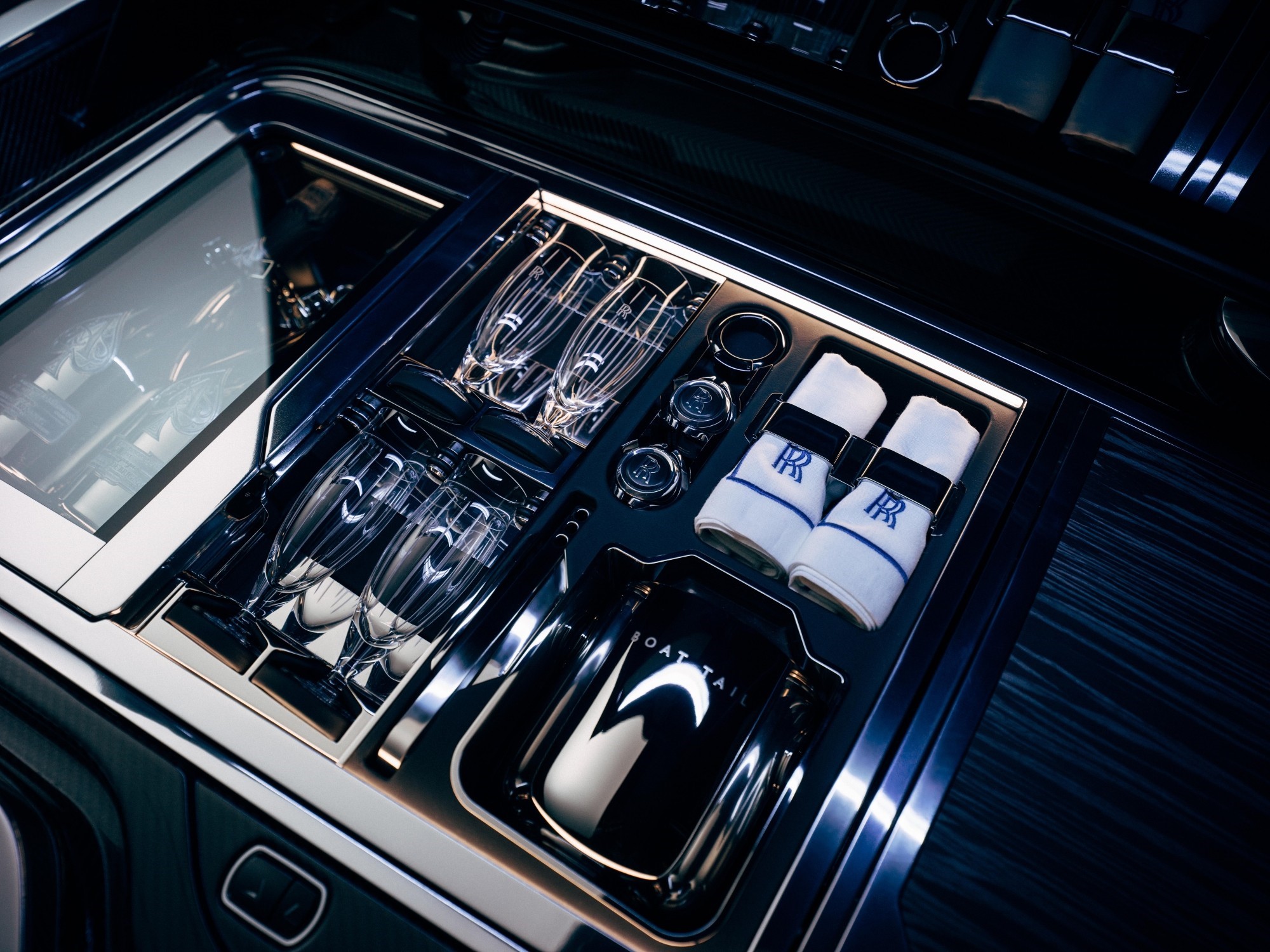 New Rolls-Royce SUV can drive in 21 of water, has built-in refrigerator