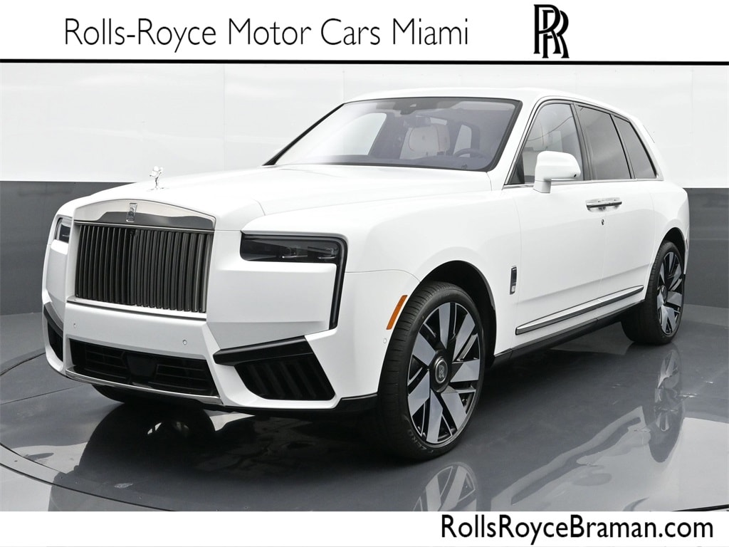 2025 Rolls-Royce Cullinan Base