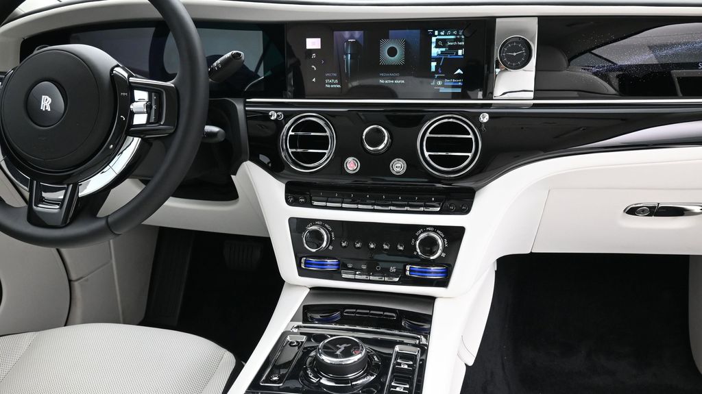 2026 Rolls-Royce Spectre Base - Photo 18