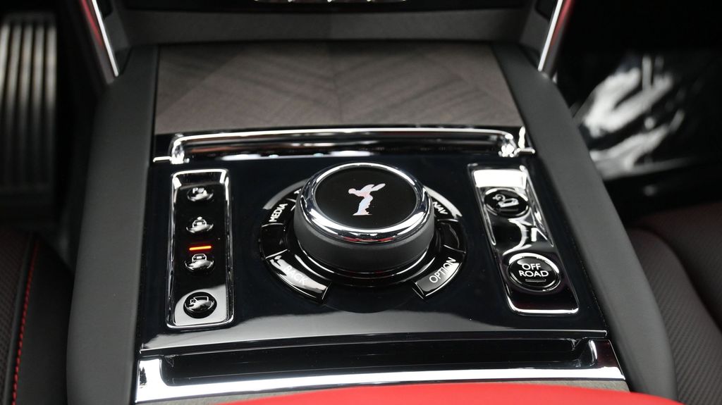 2026 Rolls-Royce Cullinan Base - Photo 19