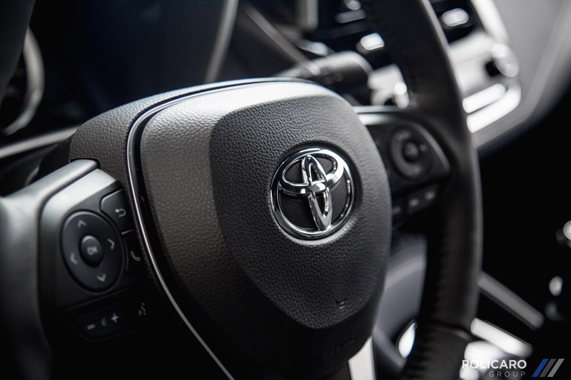 https://pictures.dealer.com/b/bramptoneasttoyota/1289/1fc3777eb3e3d2d993e6bc81ecd1aae4x.jpg