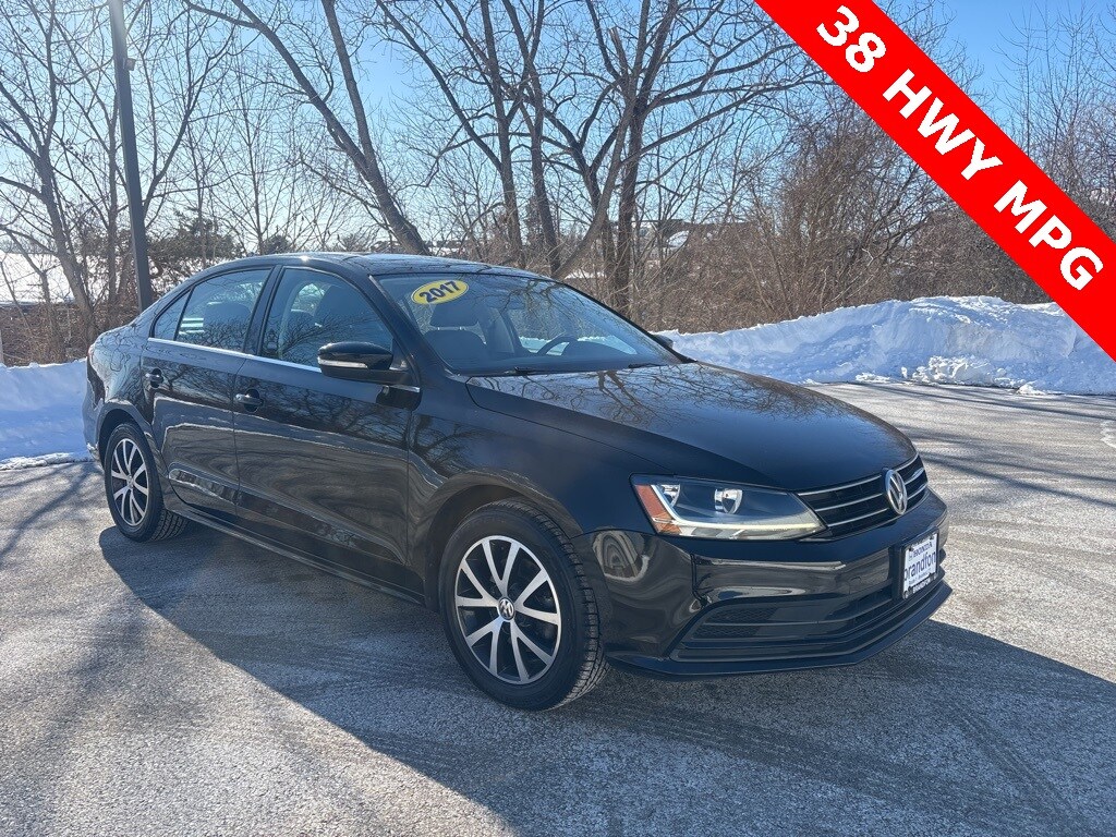 Used 2017 Volkswagen Jetta 1.4T SE Sedan