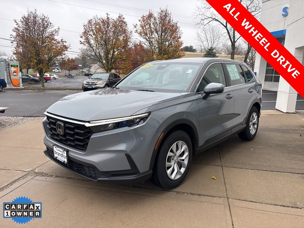 2024 Honda CR-V LX photo 3