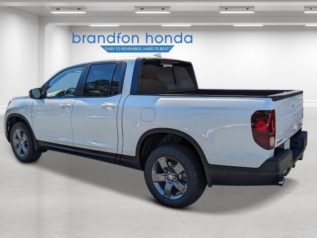 2025 Honda Ridgeline TrailSport photo 3