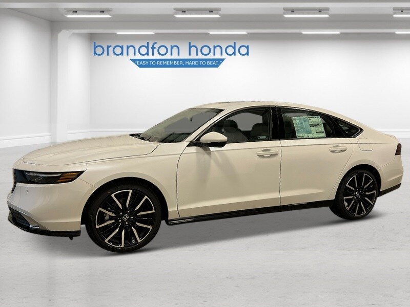 2025 Honda Accord Hybrid Touring photo 2