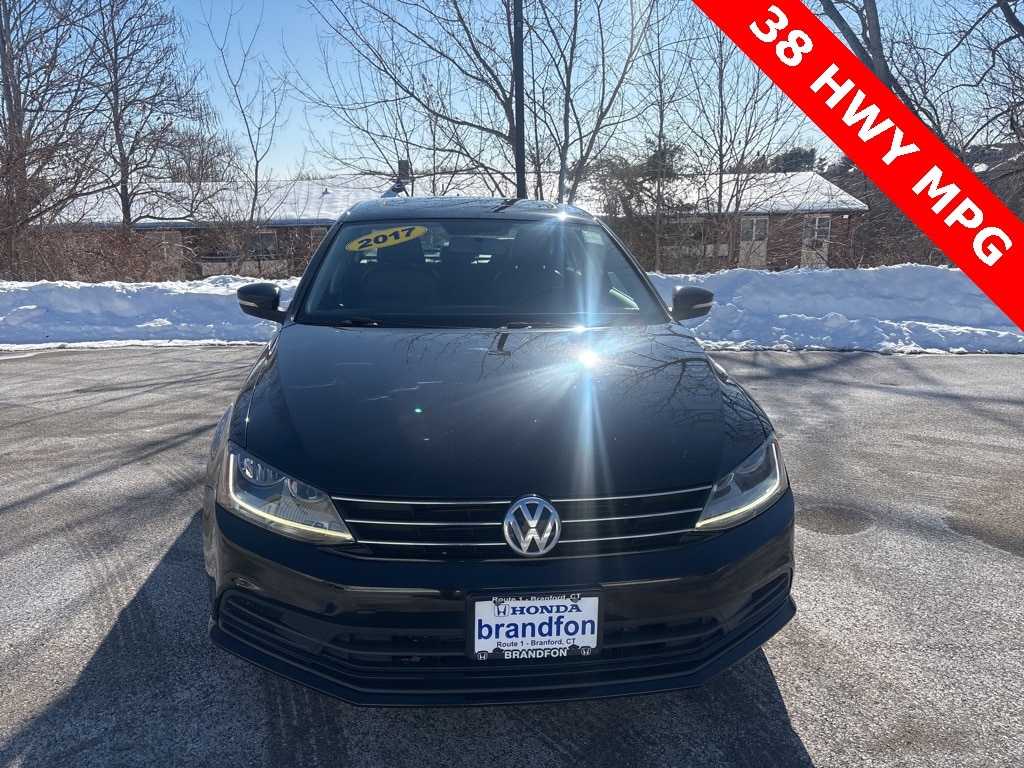 Used 2017 Volkswagen Jetta SE with VIN 3VWDB7AJ6HM368863 for sale in Branford, CT